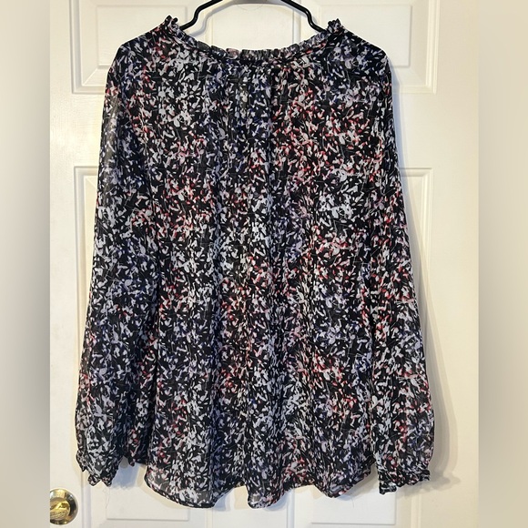 Liz Claiborne sheer blouse, size 2X - Picture 6 of 6